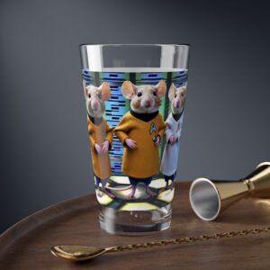 Starship Crew Mice 16oz Mixing Glass — Cute Sci‑Fi Drinking Pint